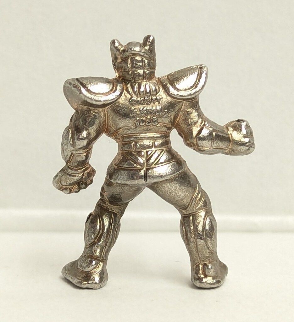 不二家 超リアル合金 聖闘士星矢スナックチョコ ペガサス星矢
