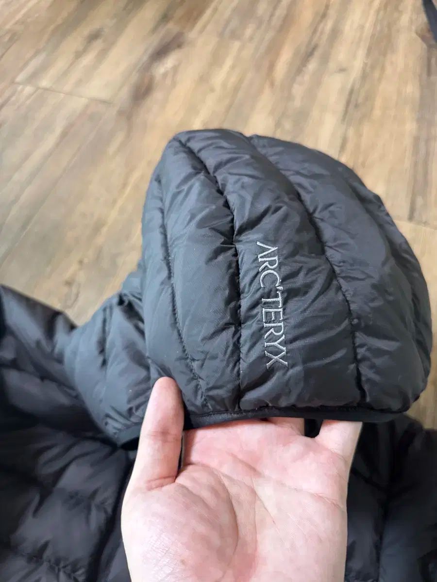 パーカー ブラック