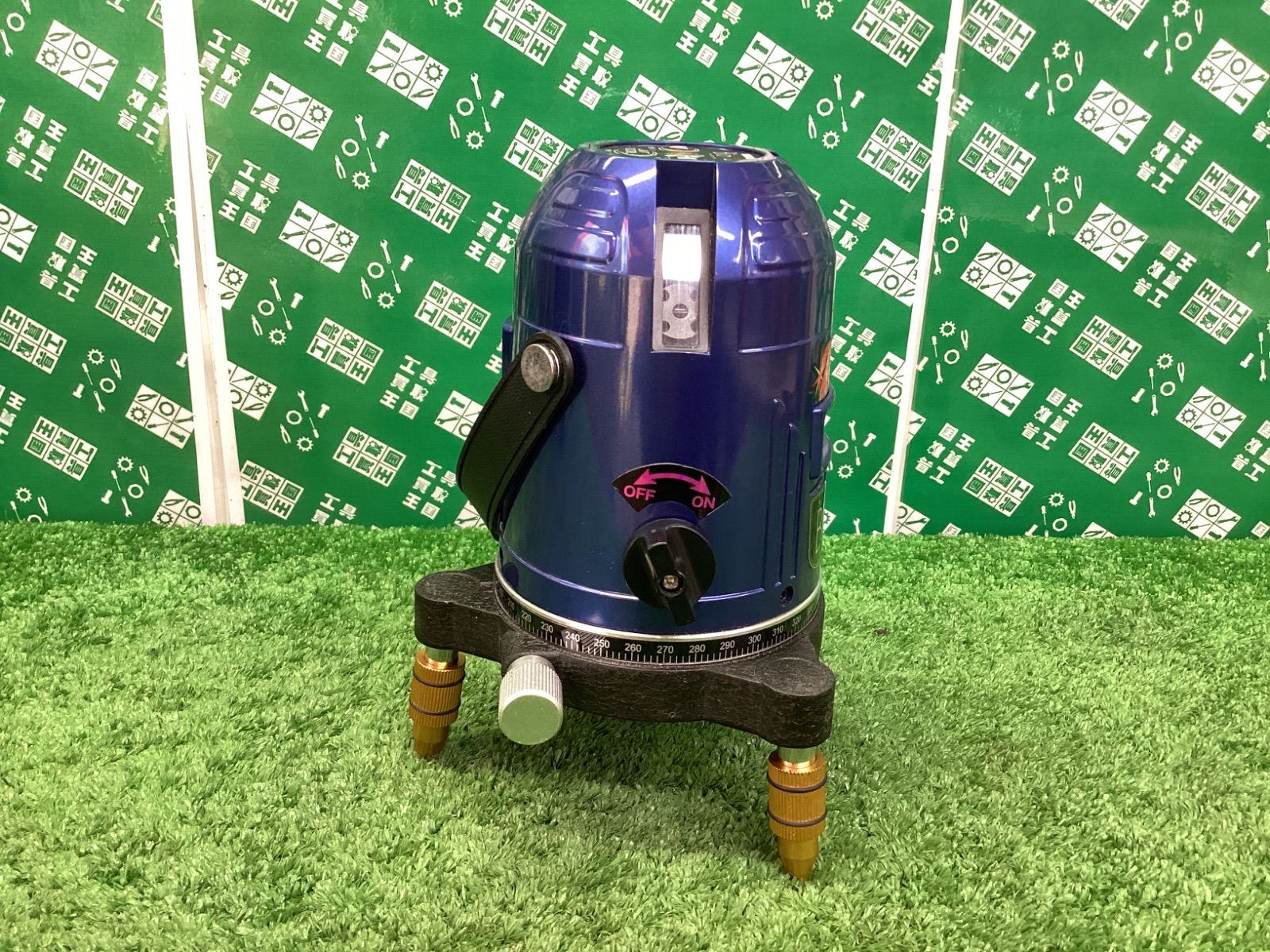 レーザー墨出し器