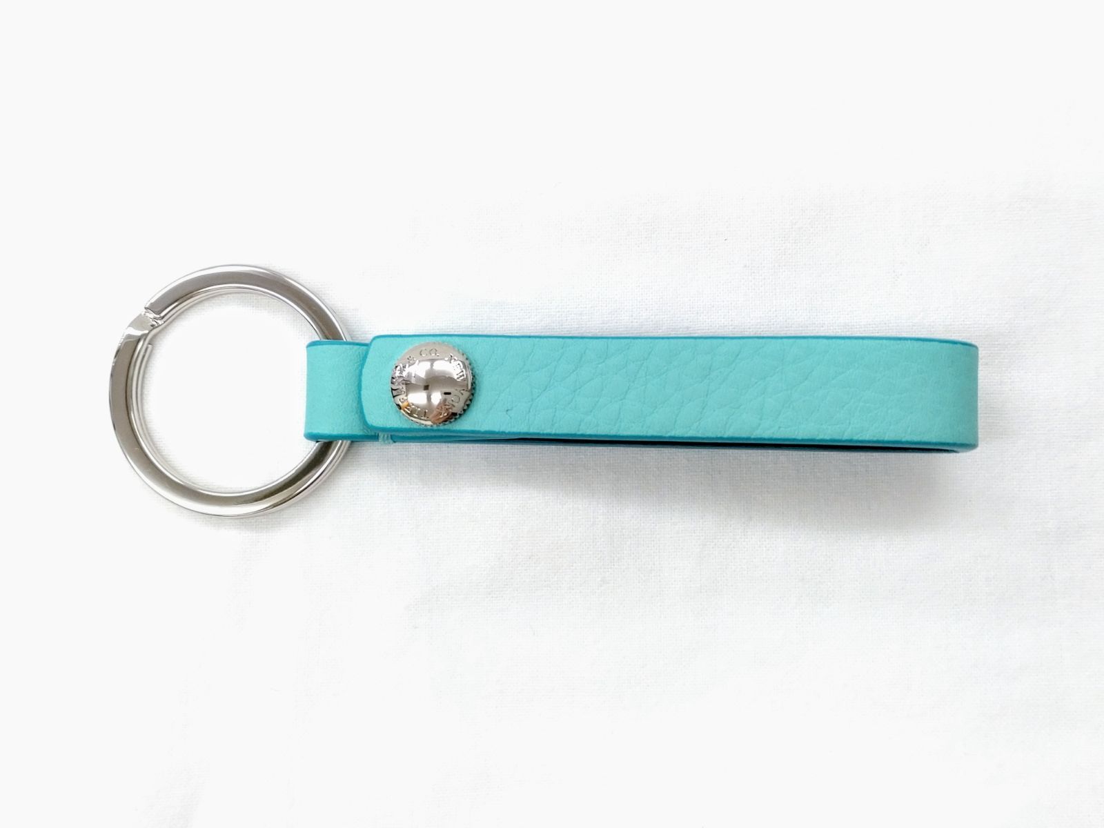 【2025年】高評価レビューアイテム特集 Tiffany & Co. ティファニー レザーキーリング キーストラップ 小物