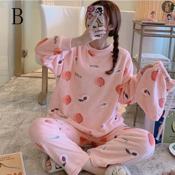 新作！大人可愛い！モコモコ、ふわふわ、暖かい、パジャマ、ルームウェア、2点セット 月刊TVガイド2月号掲載】レディース ケーブル編みもこもこボア