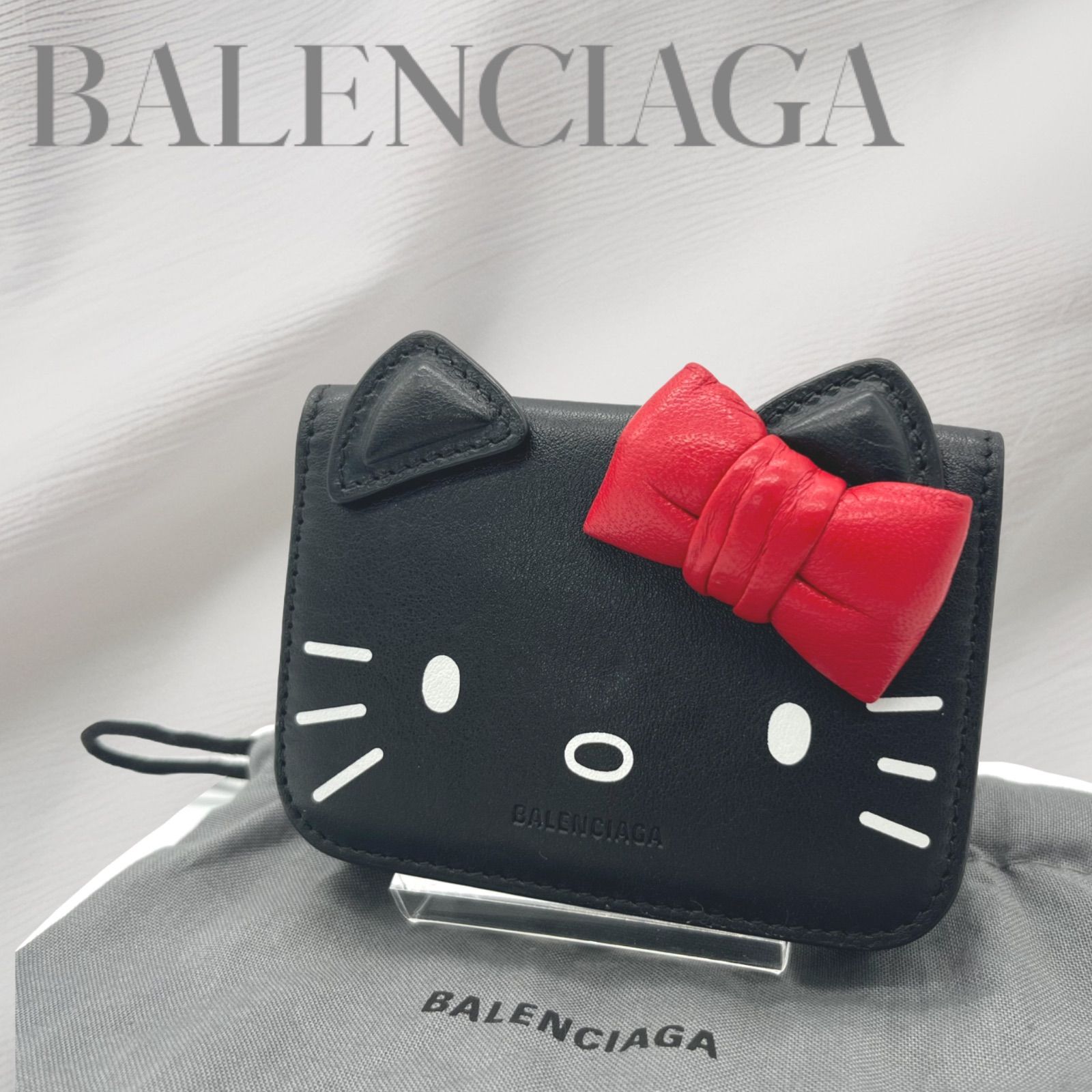 極美品】BALENCIAGA ×HELLO KITTY スモールウォレット ハローキティ バレンシアガ ミニウォレット コンパクト財布 折り財布  サンリオ キティちゃん 黒 ブラック - メルカリ