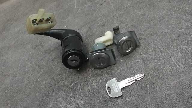 スーパーディオZX AF28-1281xxx の キーセット 傷:#1530757025 - メルカリ