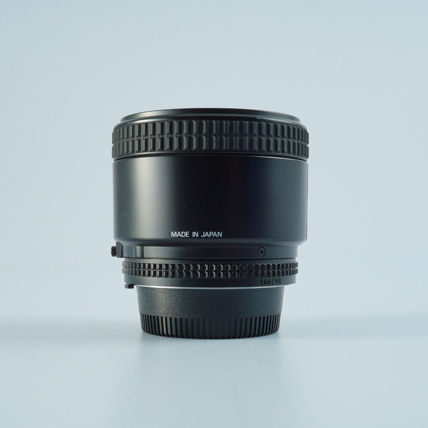 F|1.8 単焦点レンズ