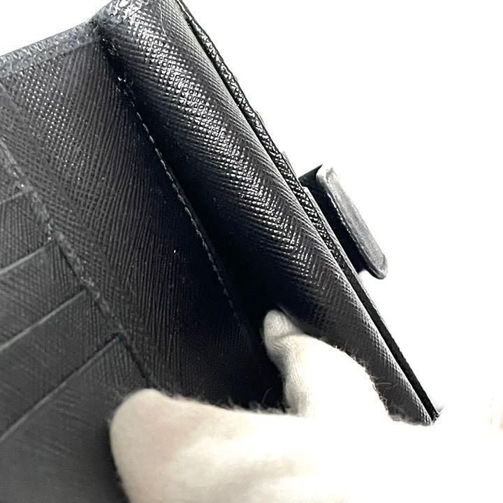 PRADA　プラダ　ホック式折り財布　サフィアーノ　1ML225　F0002 PRADA プラダ ホック式折り財布 サフィアーノ 1ML225 F0002