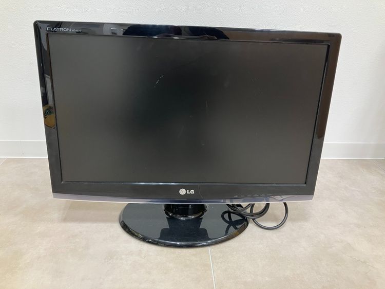 ディスプレイ液晶モニター　LG W2453V-PF