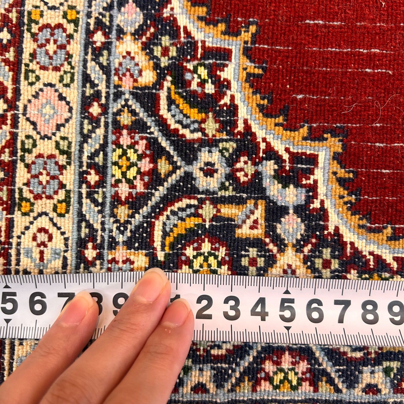 手織りカーペット インテリアラグ