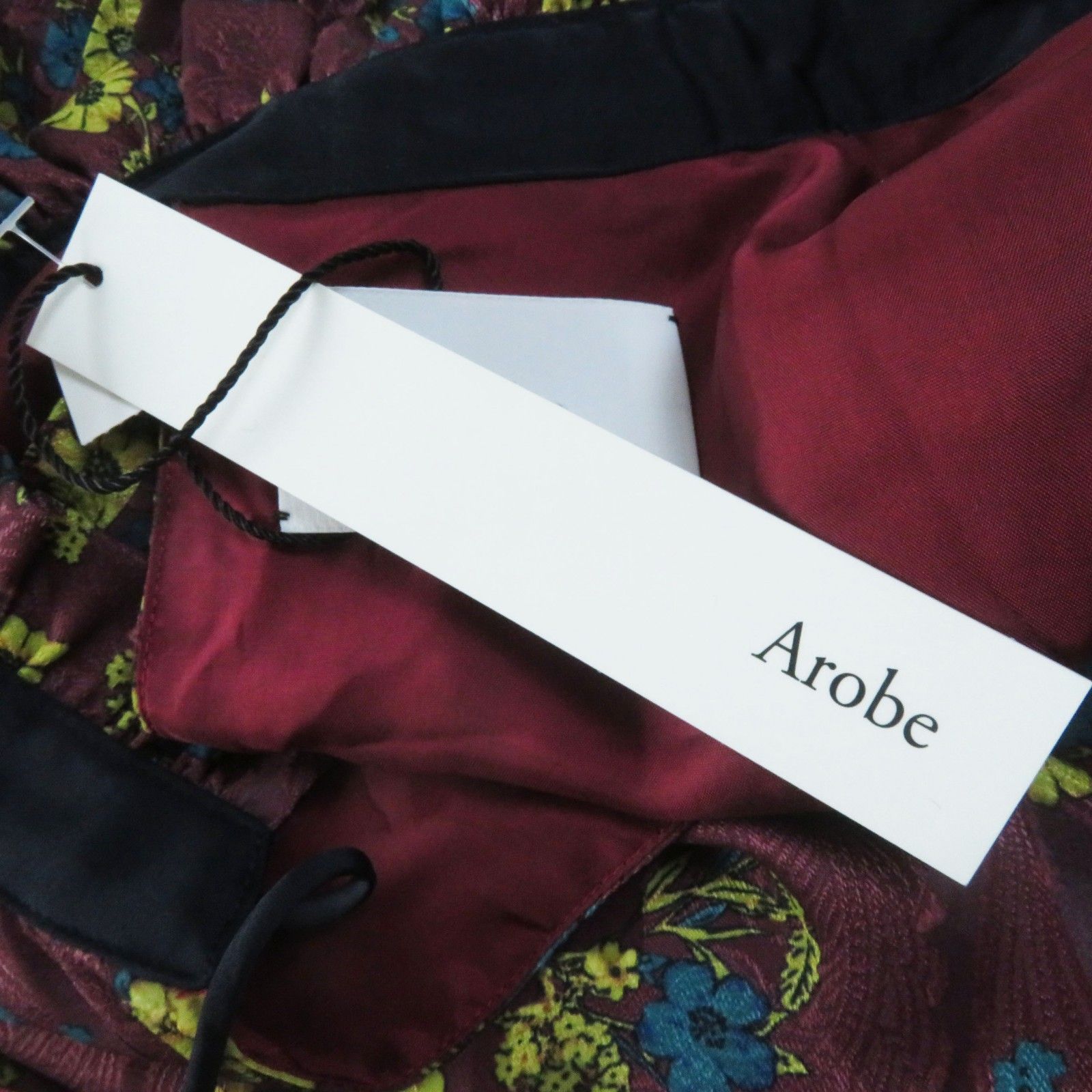 Arobe アローブ　花柄 マキシロングワンピース Arobe アローブ 花柄 マキシロングワンピース - メルカリ