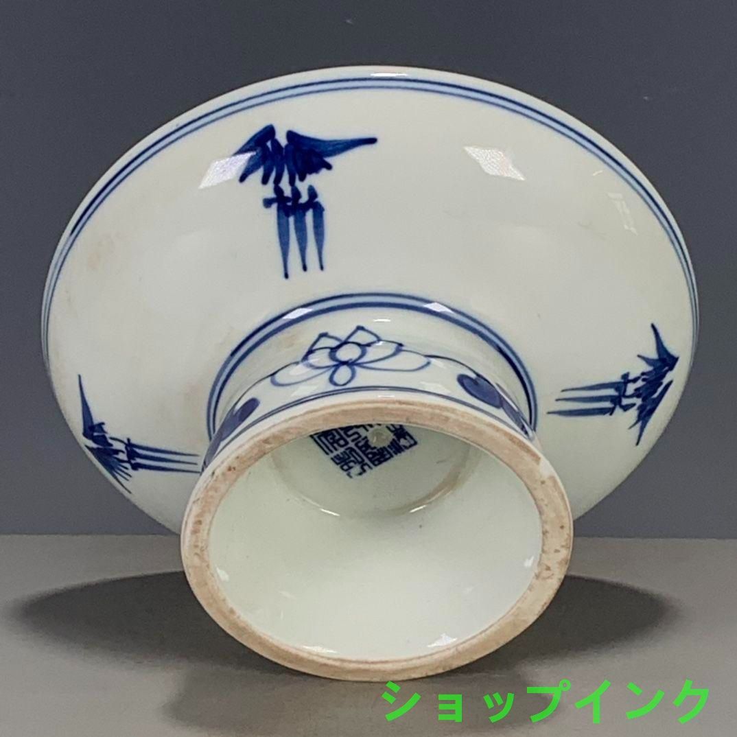 中国美術品  青花釉里  紅蓮花  高足果皿  置物 中国美術品 青花釉里 紅蓮花 高足果皿 置物 - メルカリ