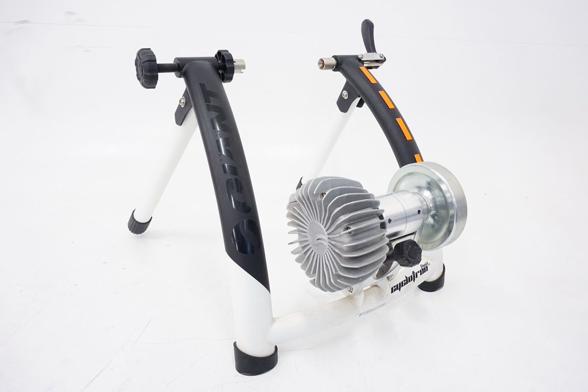 GIANTサイクルトレーナー