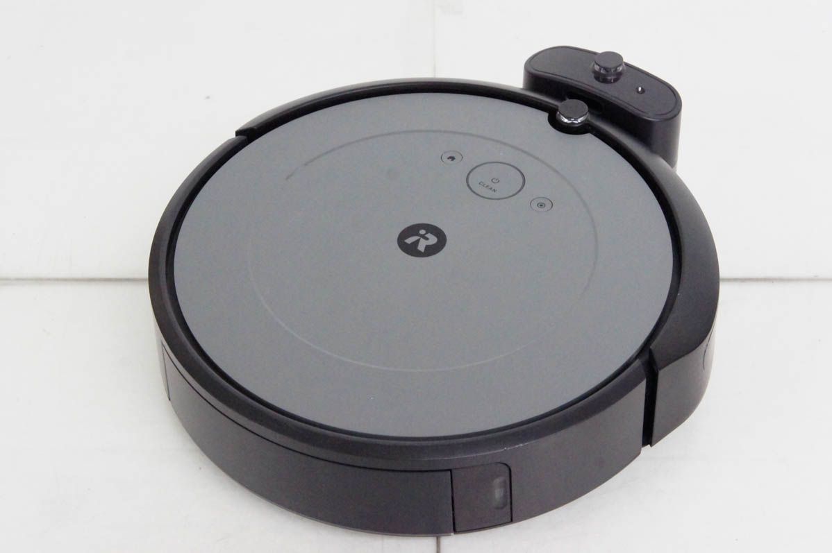 C iRobotアイロボット ロボット掃除機 Roomba ルンバ i2 i215860