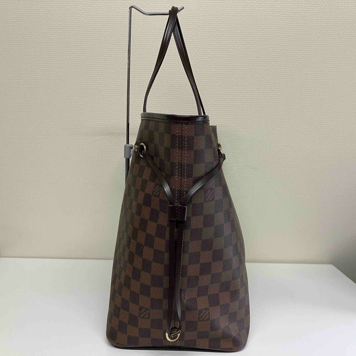 VUITTON