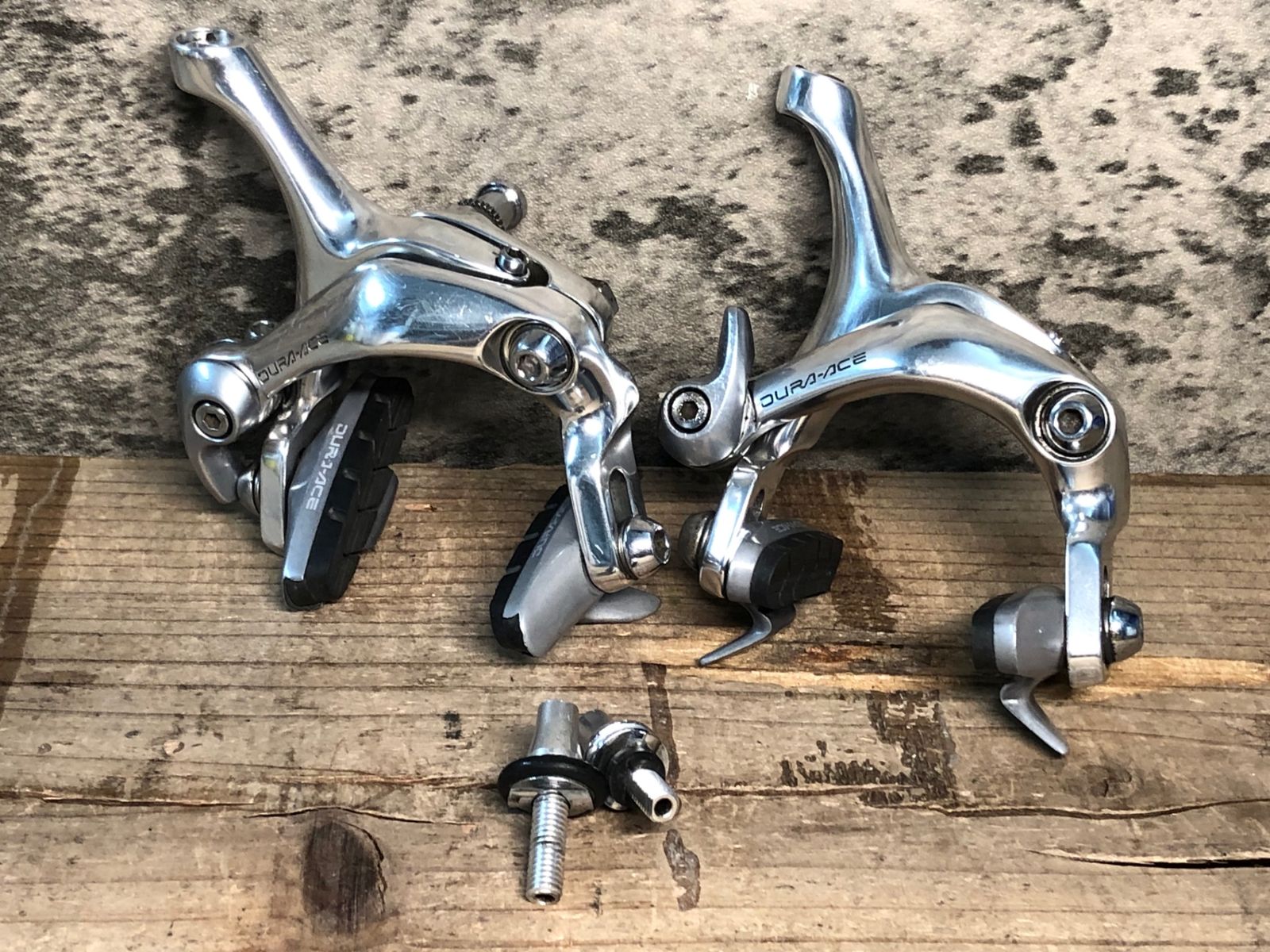 た*お様 DURA-ACE BR-7400 キャリパーブレーキ 前後セット DURA-ACE BR-7403 キャリパーブレーキ 前後セット デュラエース