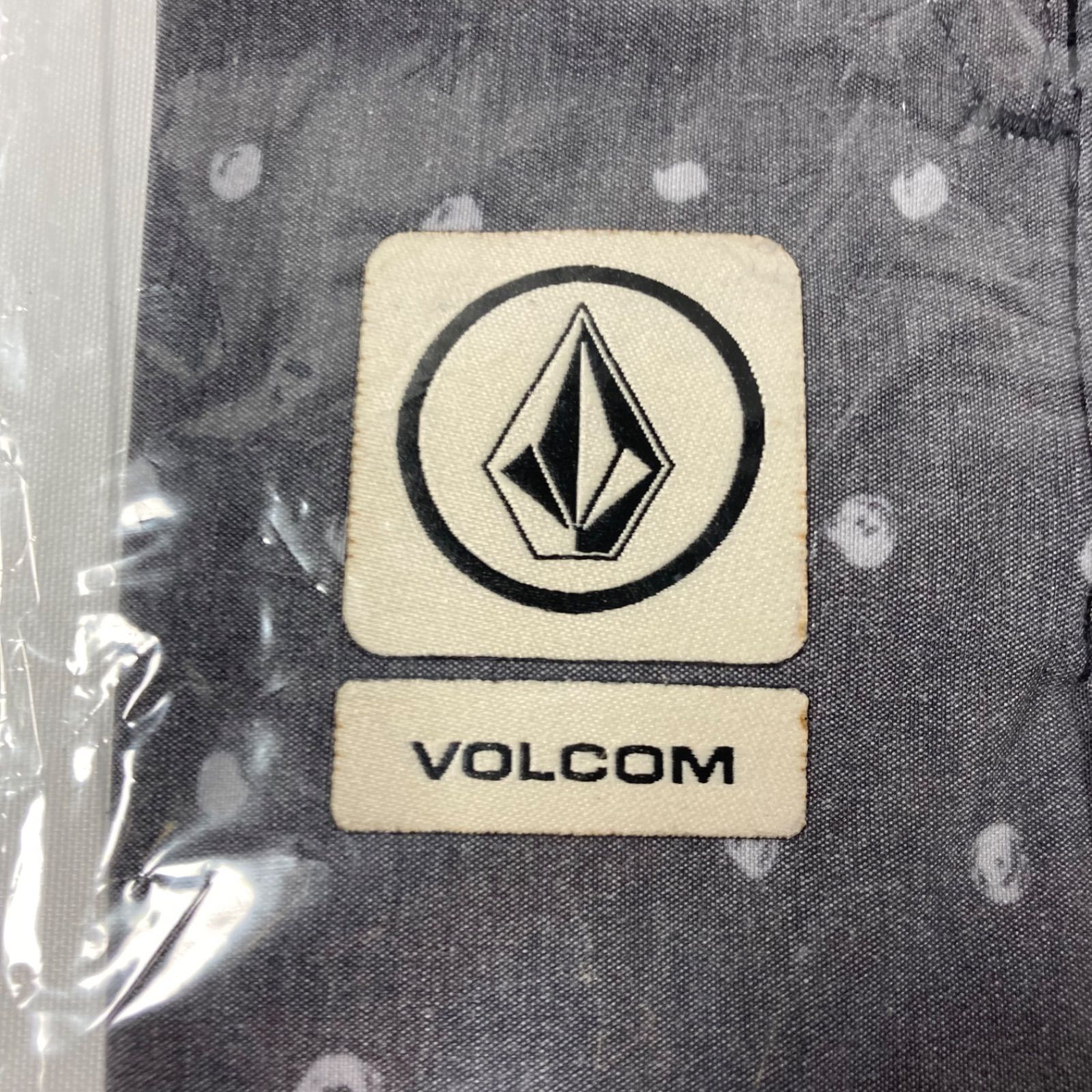 【新品】VOLCOM ボルコム サーフパンツ 水着 29インチ チャコールグレー（CHA） 海・プール・リゾート【M133】