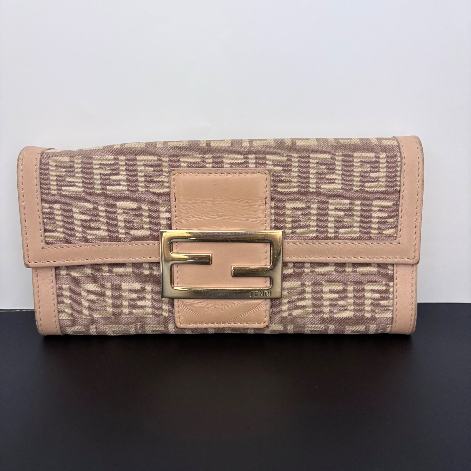 ユ*)様 FENDI フェンディ ズッキーノ FFロゴ ゴールド金具 長財布 ユ*)様 FENDI フェンディ ズッキーノ FFロゴ ゴールド金具 長財布
