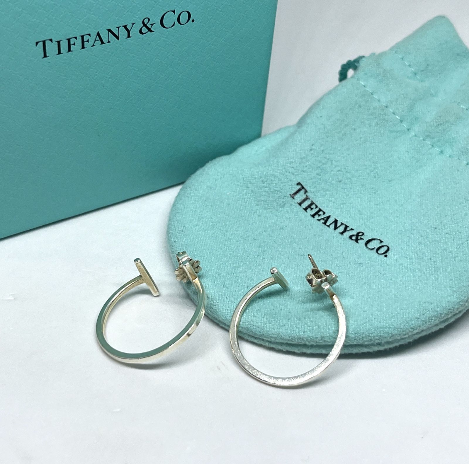TIFFANY&Co.｜ティファニー Tワイヤー フープ ピアス - メルカリ
