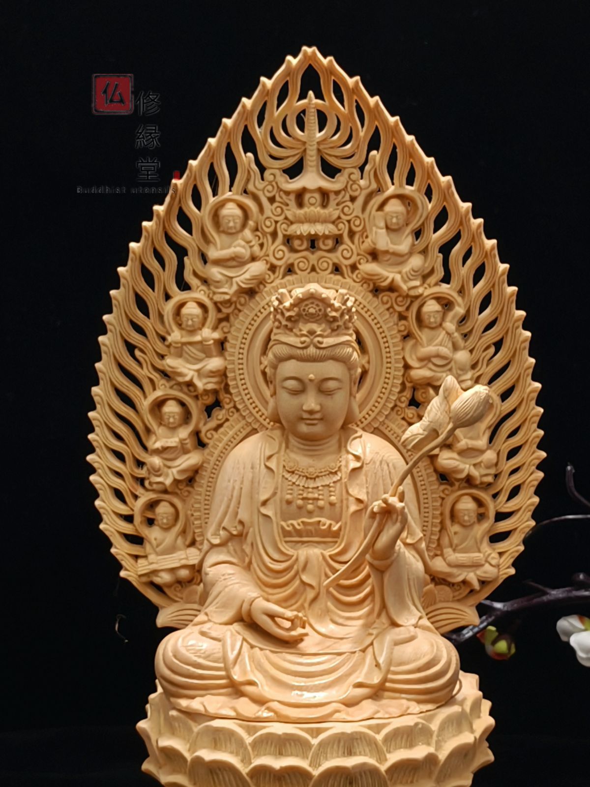 修縁堂】木彫り 仏像 観音菩薩座像 彫刻 一刀彫 天然木檜材 仏師