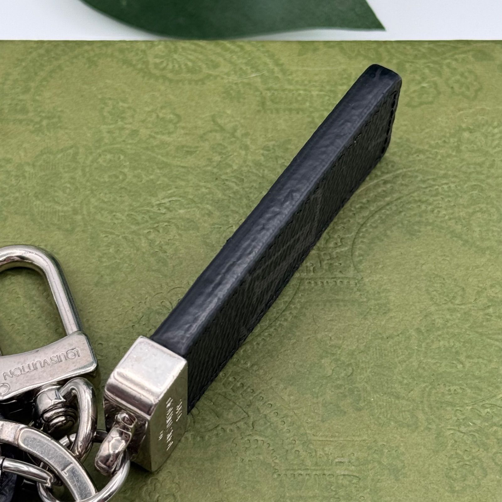 ルイヴィトン ポルト クレ・ネオ LV クラブ キーホルダー 【100216