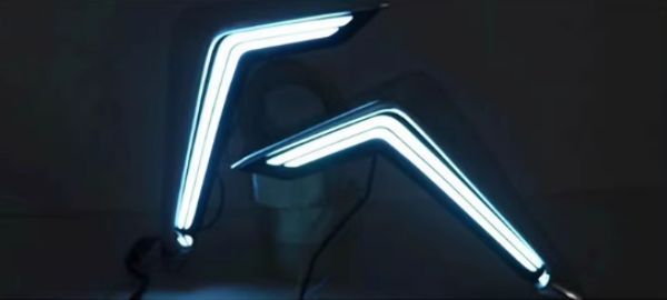 トヨタ
