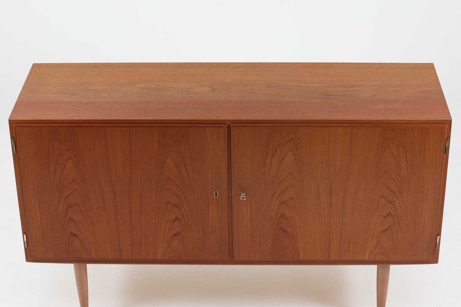 取付無料！葉山家具 おしゃれアンティーク天然木キャビネット 花柄