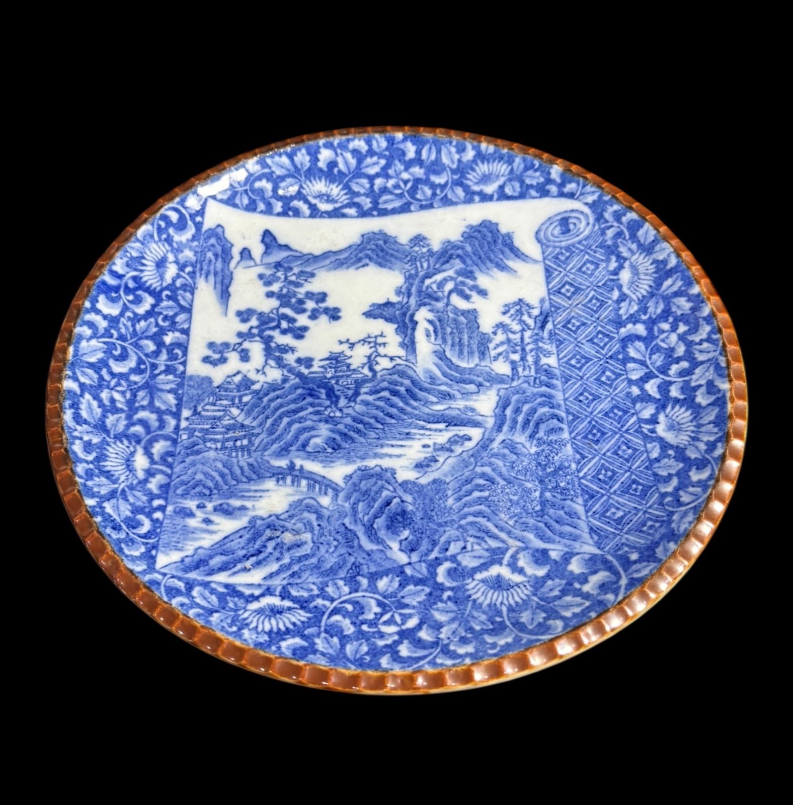 明治時代染付け印判手古伊万里みじん鯉捻り文大皿葉花紋様飾り皿プレート4枚セット 明治時代染付け印判手古伊万里みじん鯉捻り文大皿葉花紋様飾り