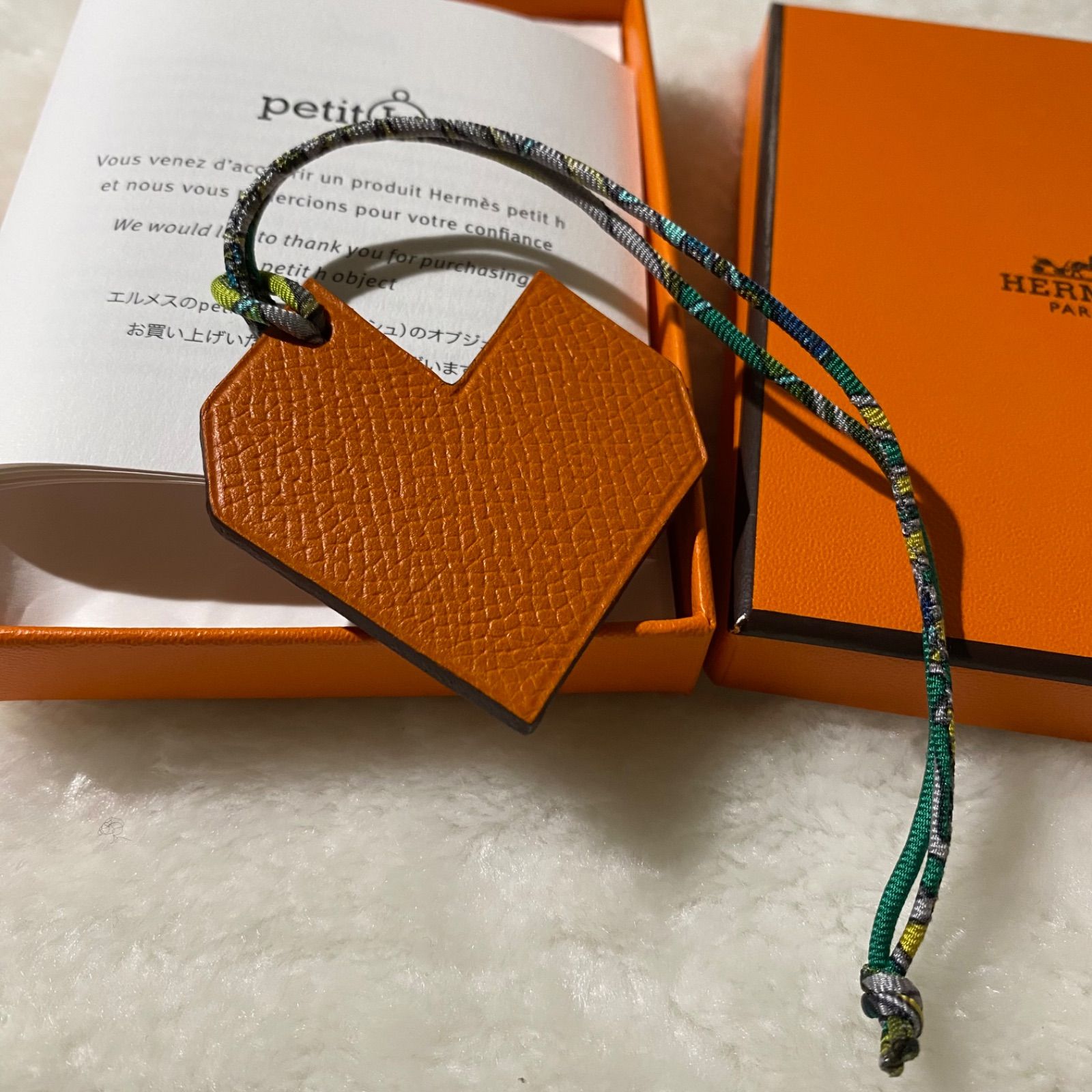 エルメス HERMES プティアッシュ ハート 人気の製品 - アクセサリー