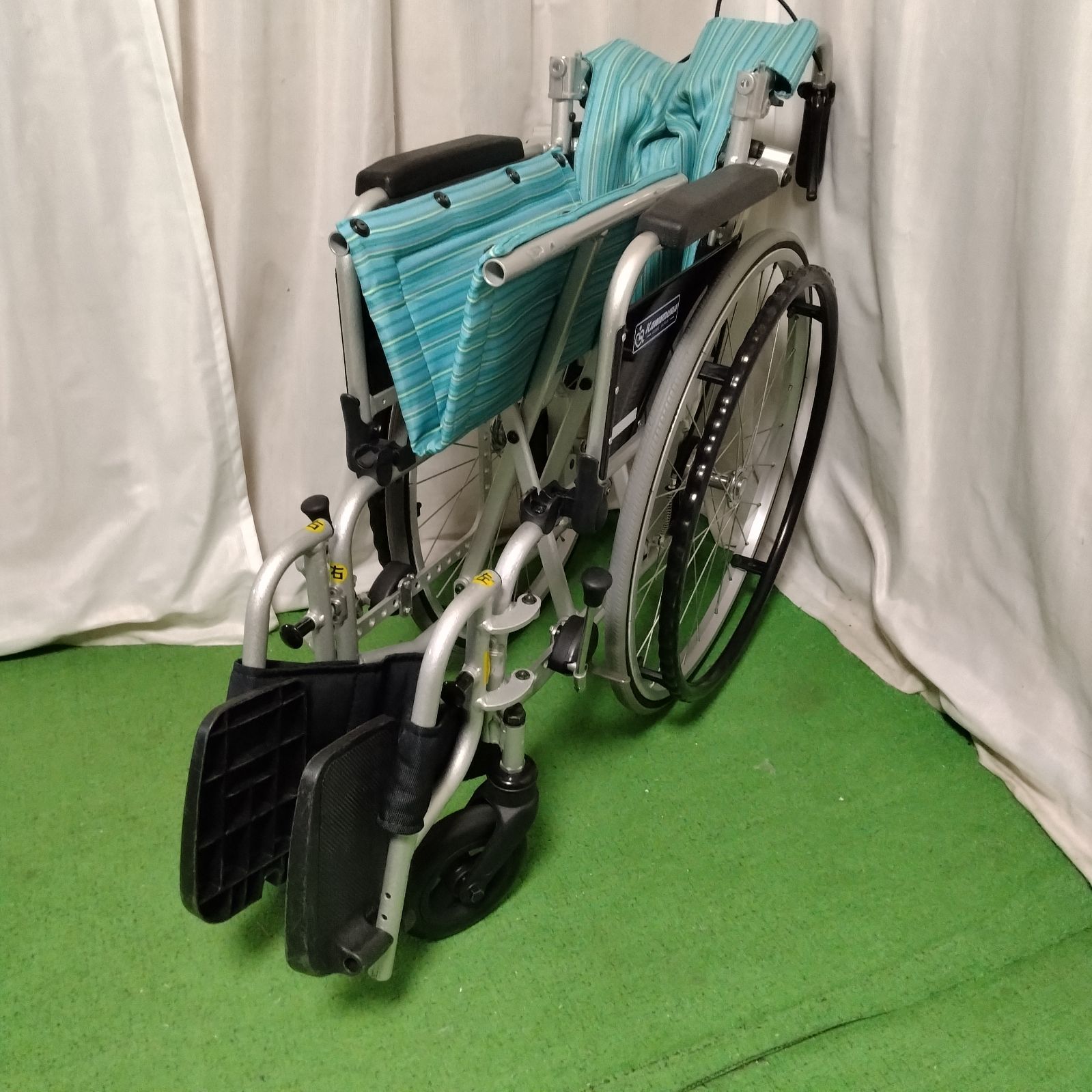 車椅子 カワムラ 自走 多機能 KA822L ノーパンクタイヤ カワムラサイクル 自走用 多機能 ノーパンクタイヤ 車椅子 KA822L