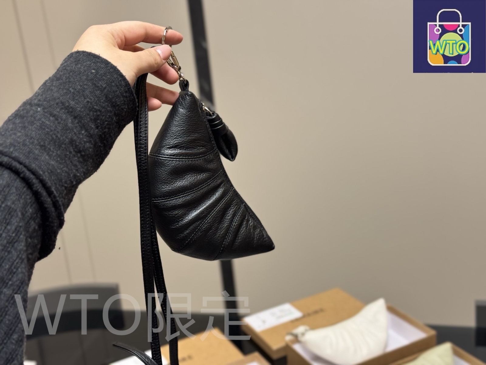 Lemaire ホーン キーホルダー 今日特価】Lemaire ホーン キーホルダー（18.9cm）-WTO輸入2