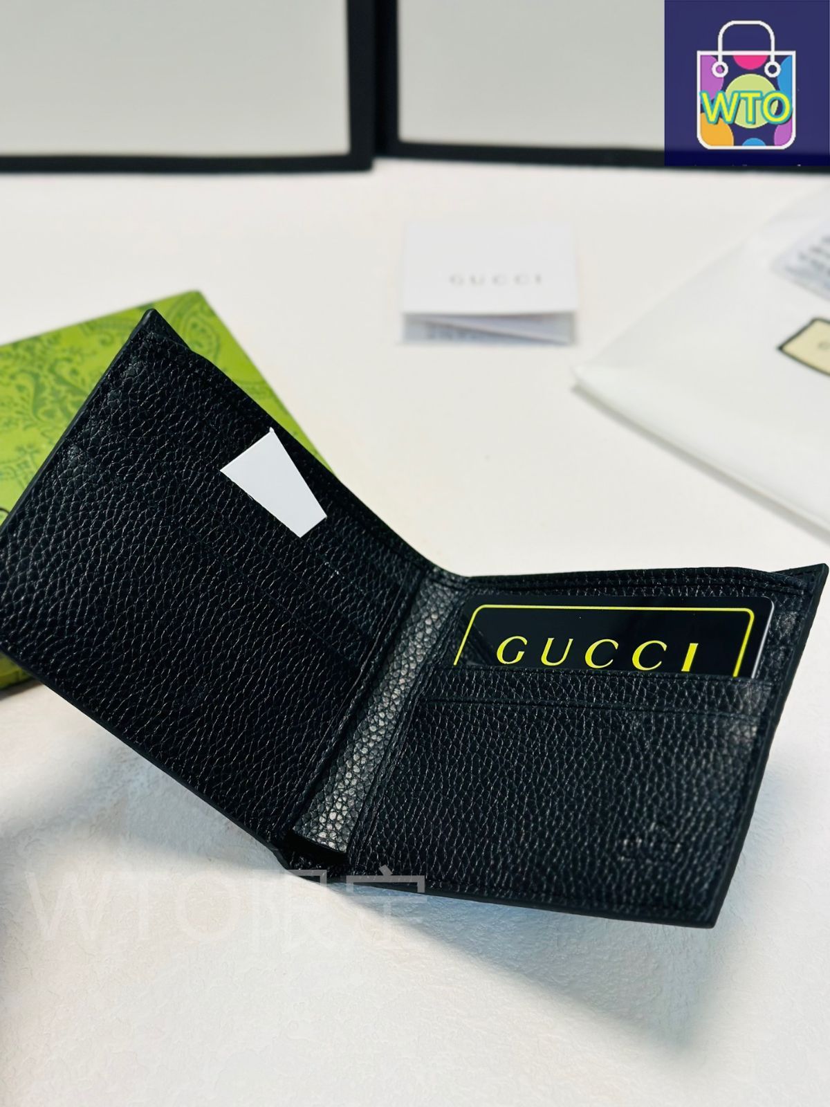 【GUCCI】グッチ★wallet★ショートウォレット★未使用 GUCCI グッチ （GUCCI） エンボスロゴ ミニウォレット