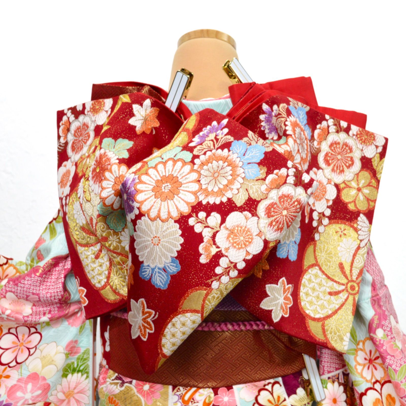 美品》正絹 振袖フルセット M〜LLサイズ 成人式 金駒刺繍 水色地 古典