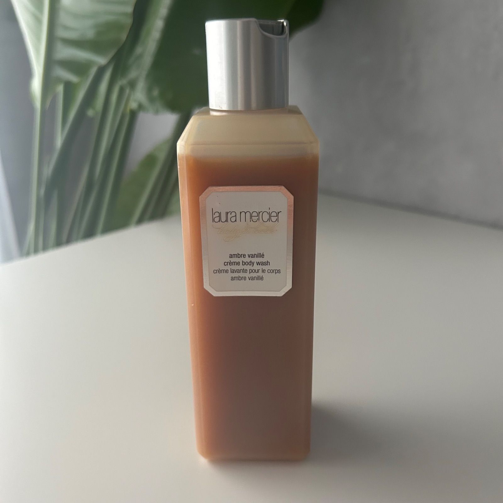 LAURA MERCIER AMBER VANILLA ボディソープ