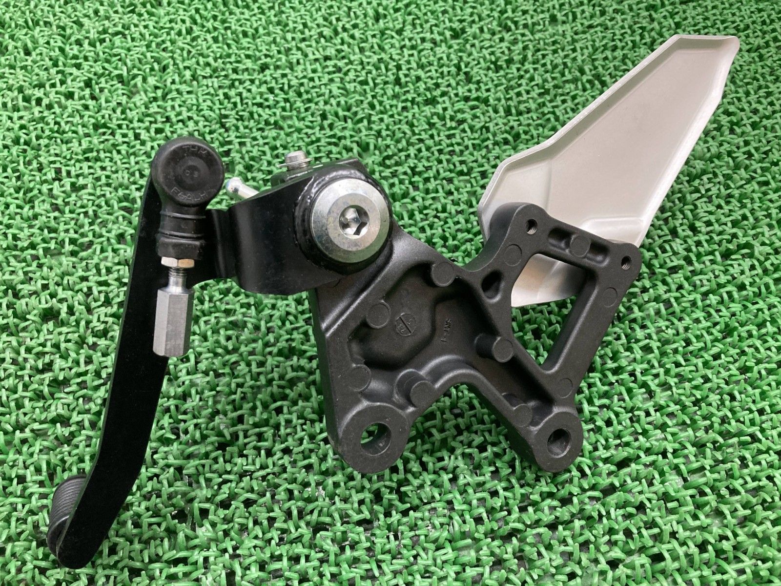 ZX-25R ステップ 左 SKT カワサキ 純正 バイク 部品 ZX250E シフト