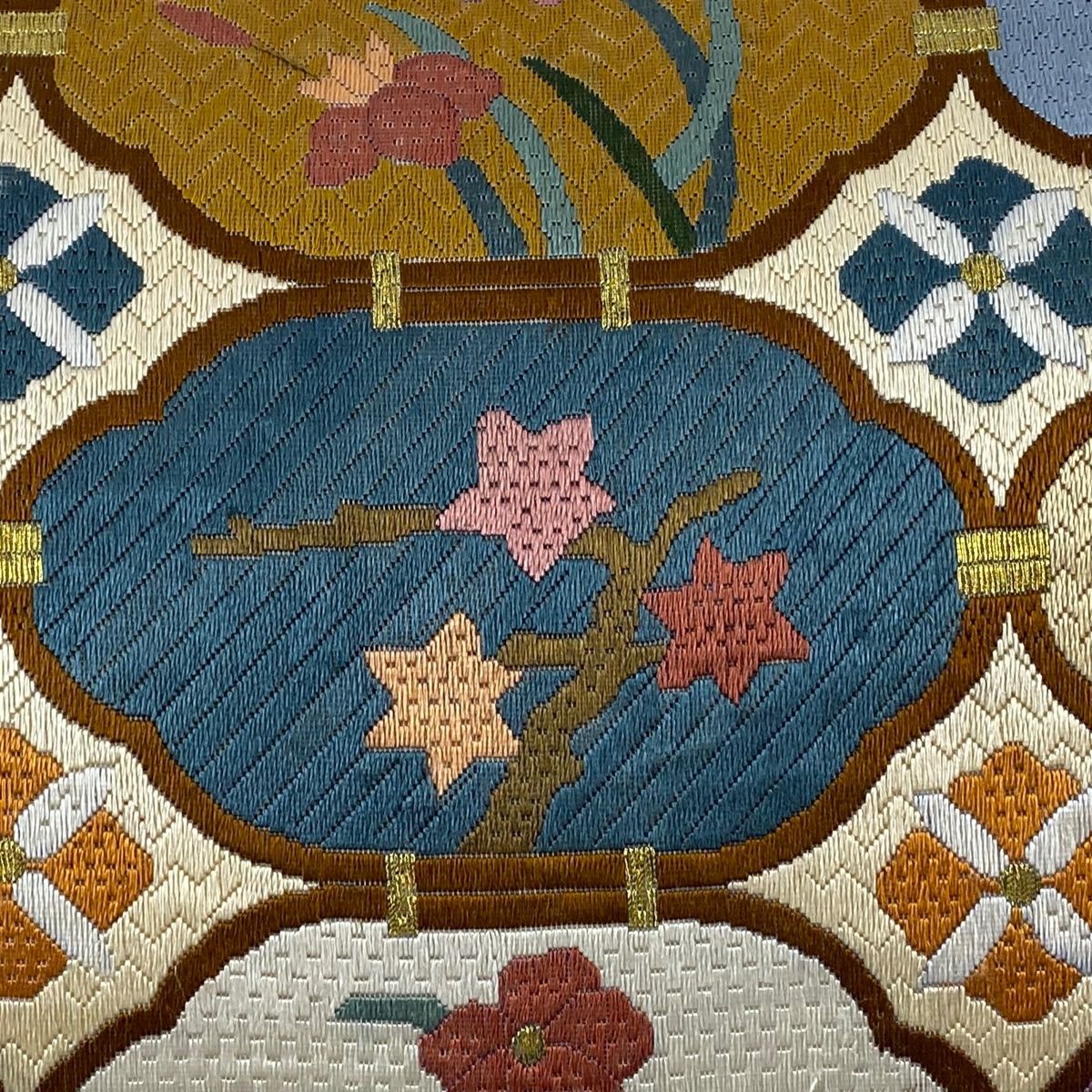 袋帯 美品 逸品 絽刺し 草花 金糸 ベージュ 全通 正絹 【中古】 - メルカリ