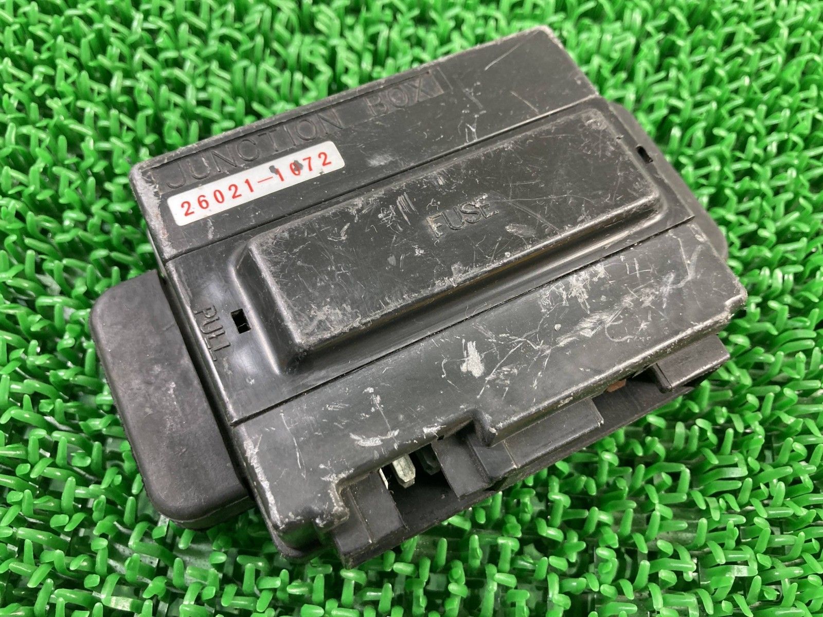 ZXR400 ヒューズボックス 26021-1072 カワサキ 純正 ZX400H ZXR250