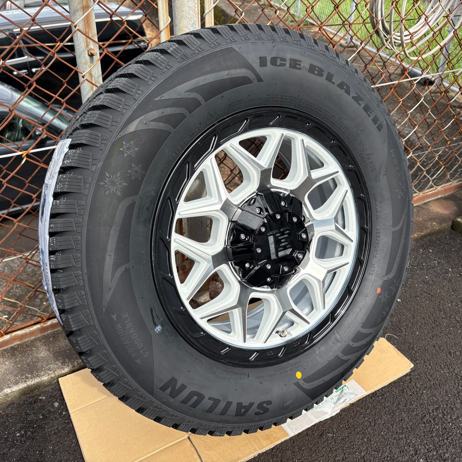 スタッドレス レクセル インフェルノ デリカD5 エクストレイル RAV4 クロスロード CX5 サイルン ICE BLAZER WSTX 225|70R16 16インチ