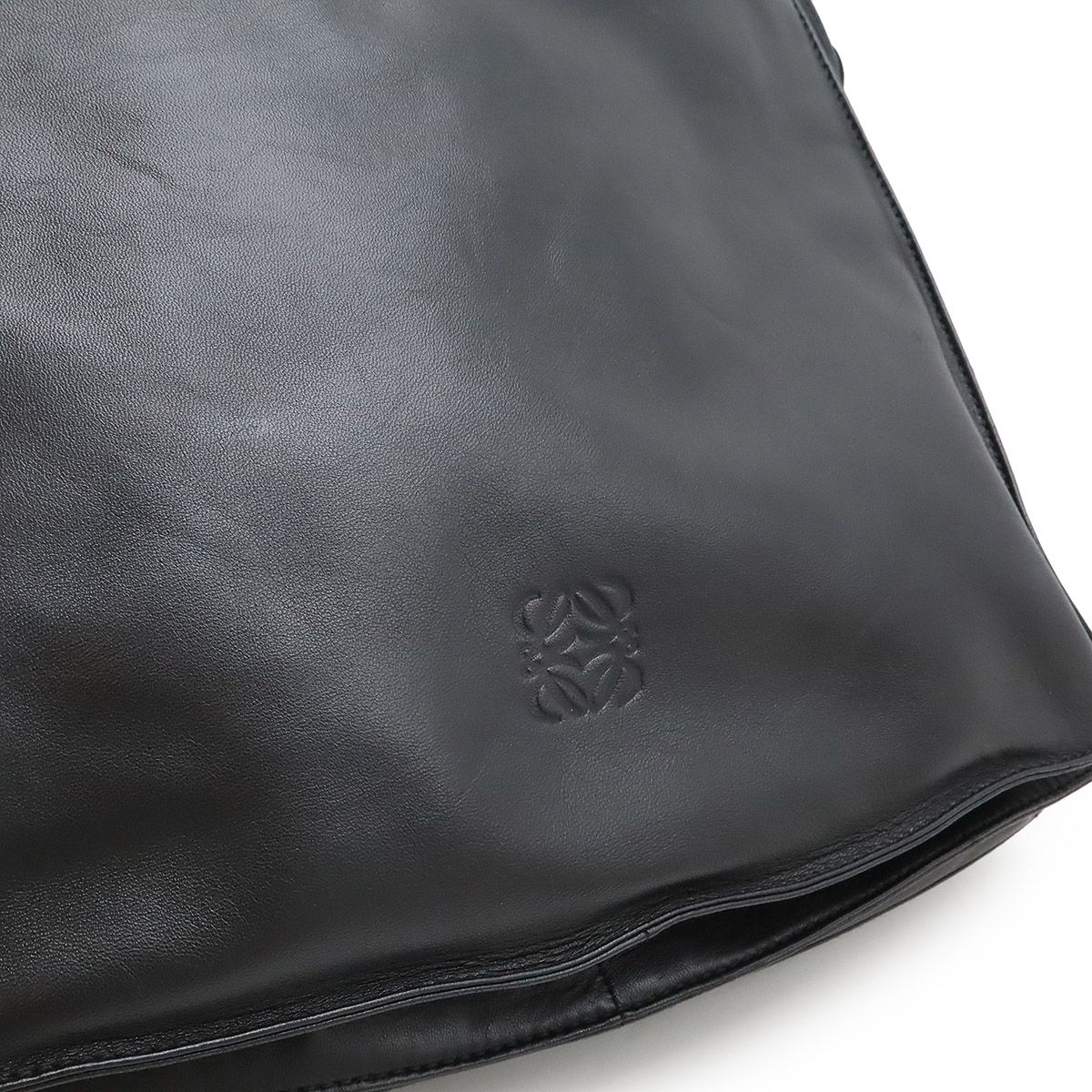 LOEWE ロエベ フラメンコ アナグラム ショルダーバッグ 斜め掛け
