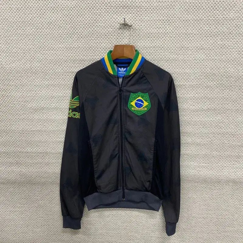 adidas(アディダス) ヨーロッパ ブラジル サッカー ジャージ トラックトップス ジップアップ 85 K07412
