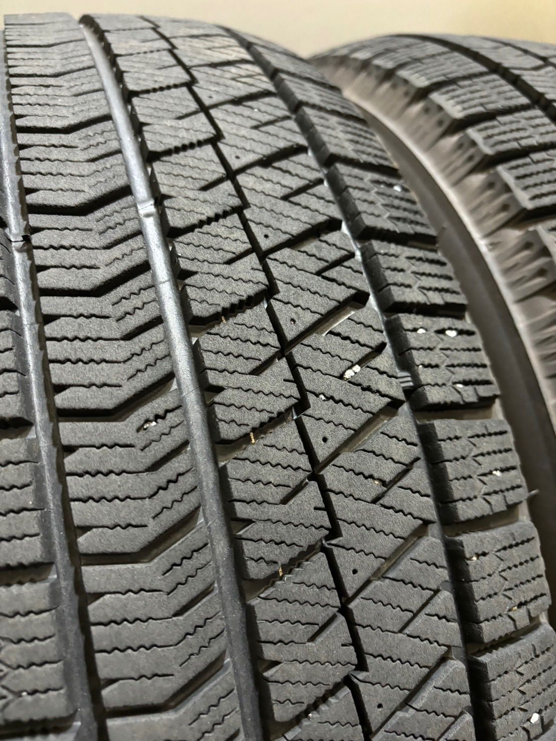 ☆205/60R16 BRIDGESTONE/VRX2 20年製 スタッドレス 4本 ブリヂストン ブリザック ノア ヴォクシー ステップワゴン (2-G358)  - メルカリ