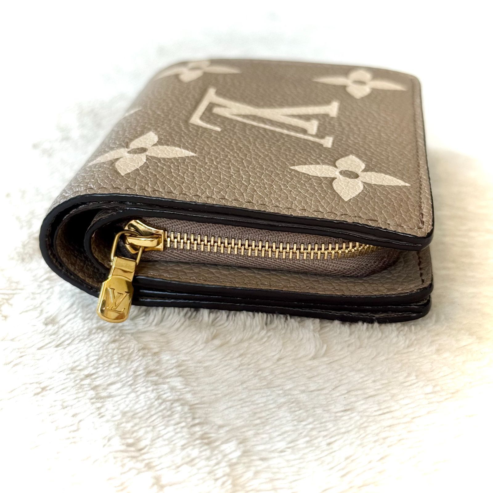 ルイヴィトン クレア 二つ折り財布 アンプラント 美品 ルイ・ヴィトン