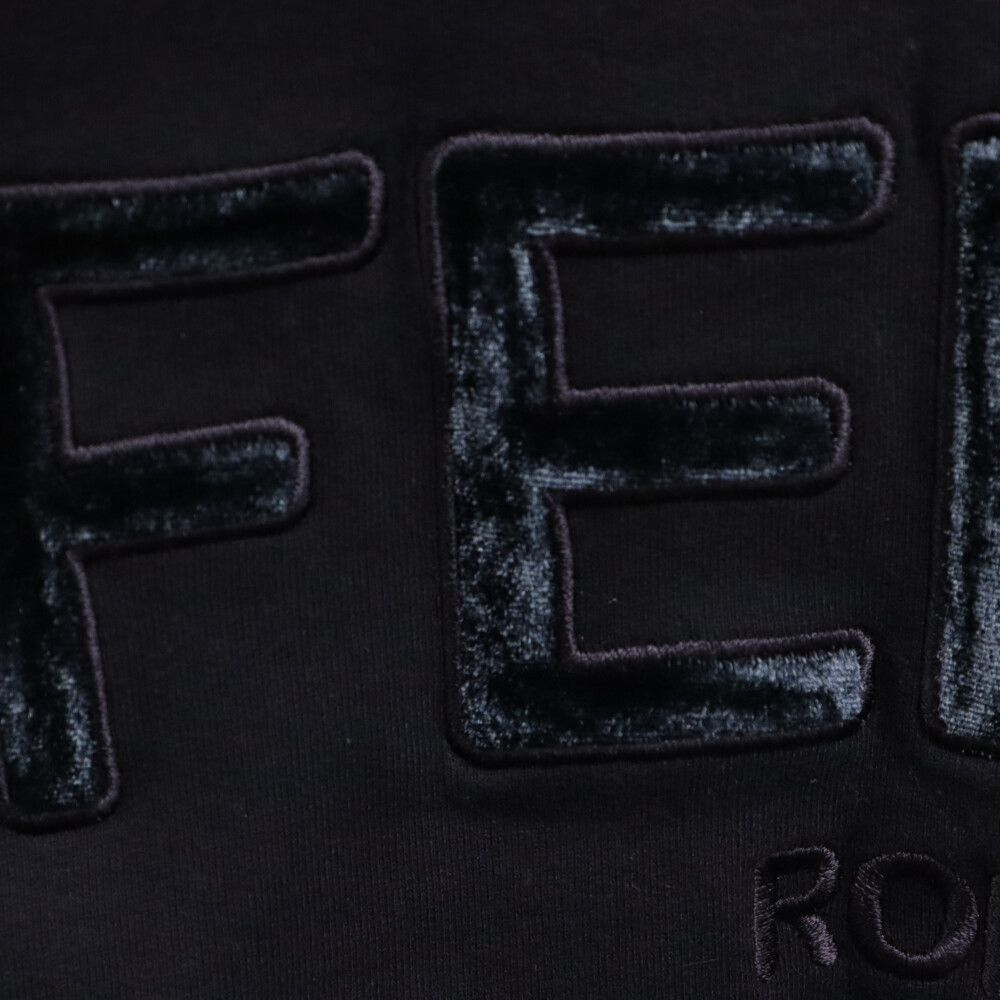 FENDI パーカーショート丈ネイビー