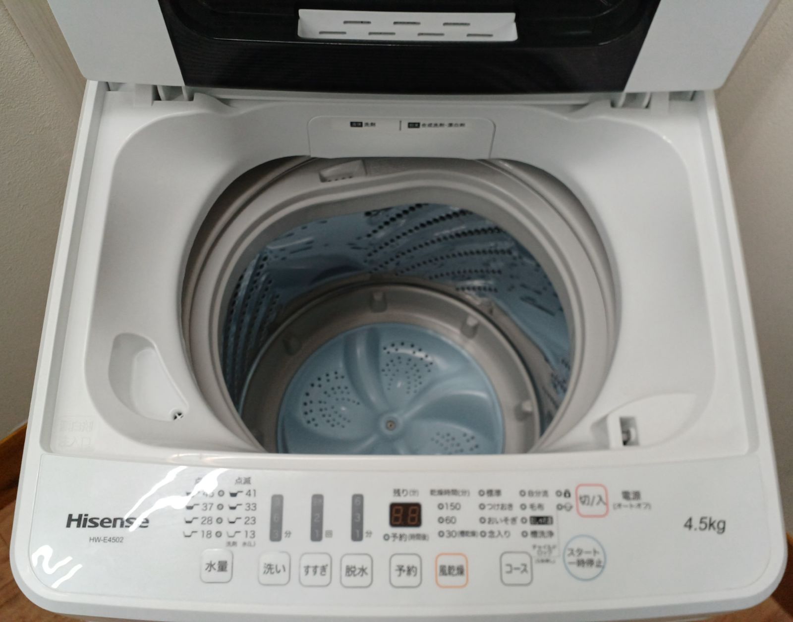 Hisense 洗濯機 容量4.5kg 2018年製 HW-E4502 中古美品 お得