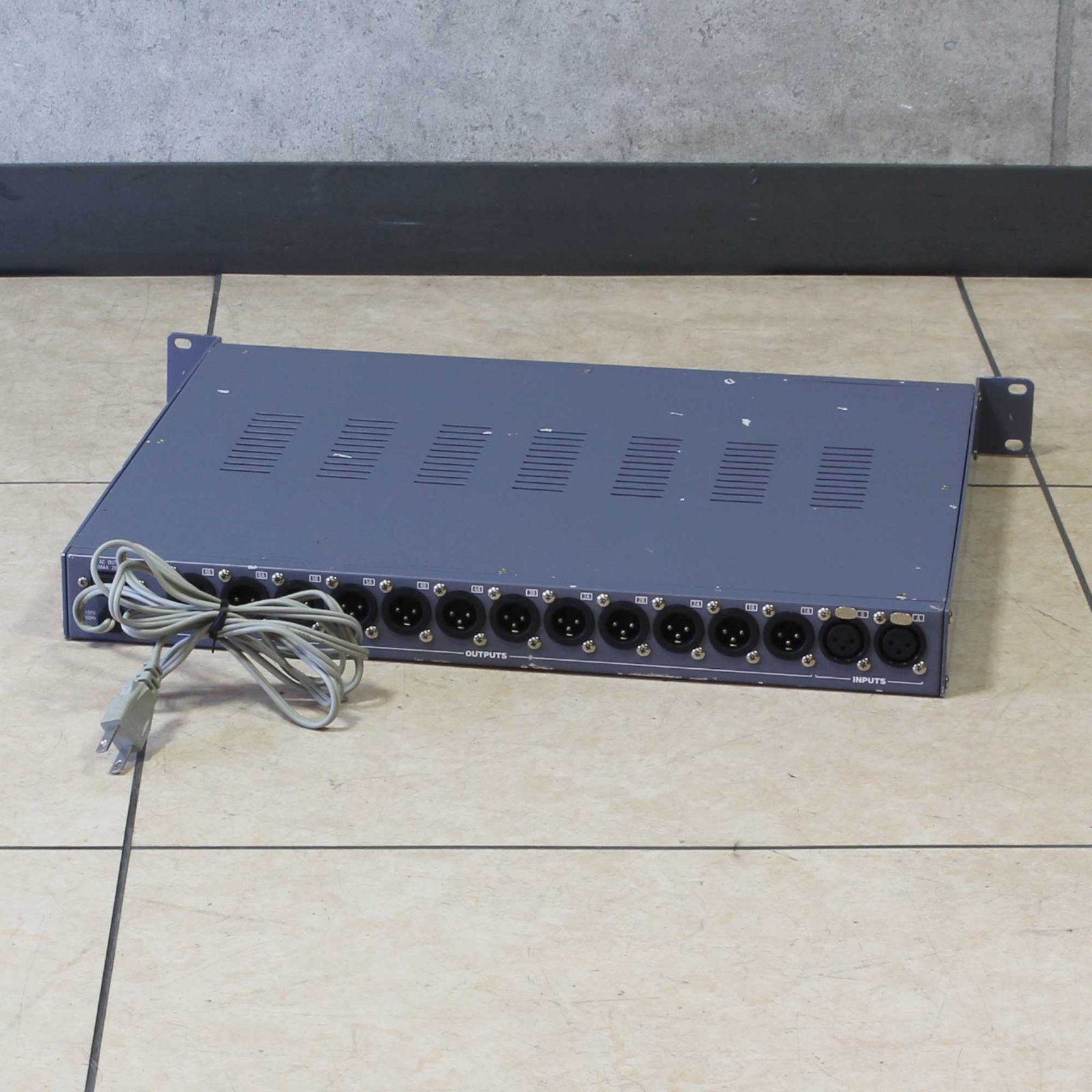 ae632 中古 通電確認 ヤナミ 音声分配器 ADA-1202