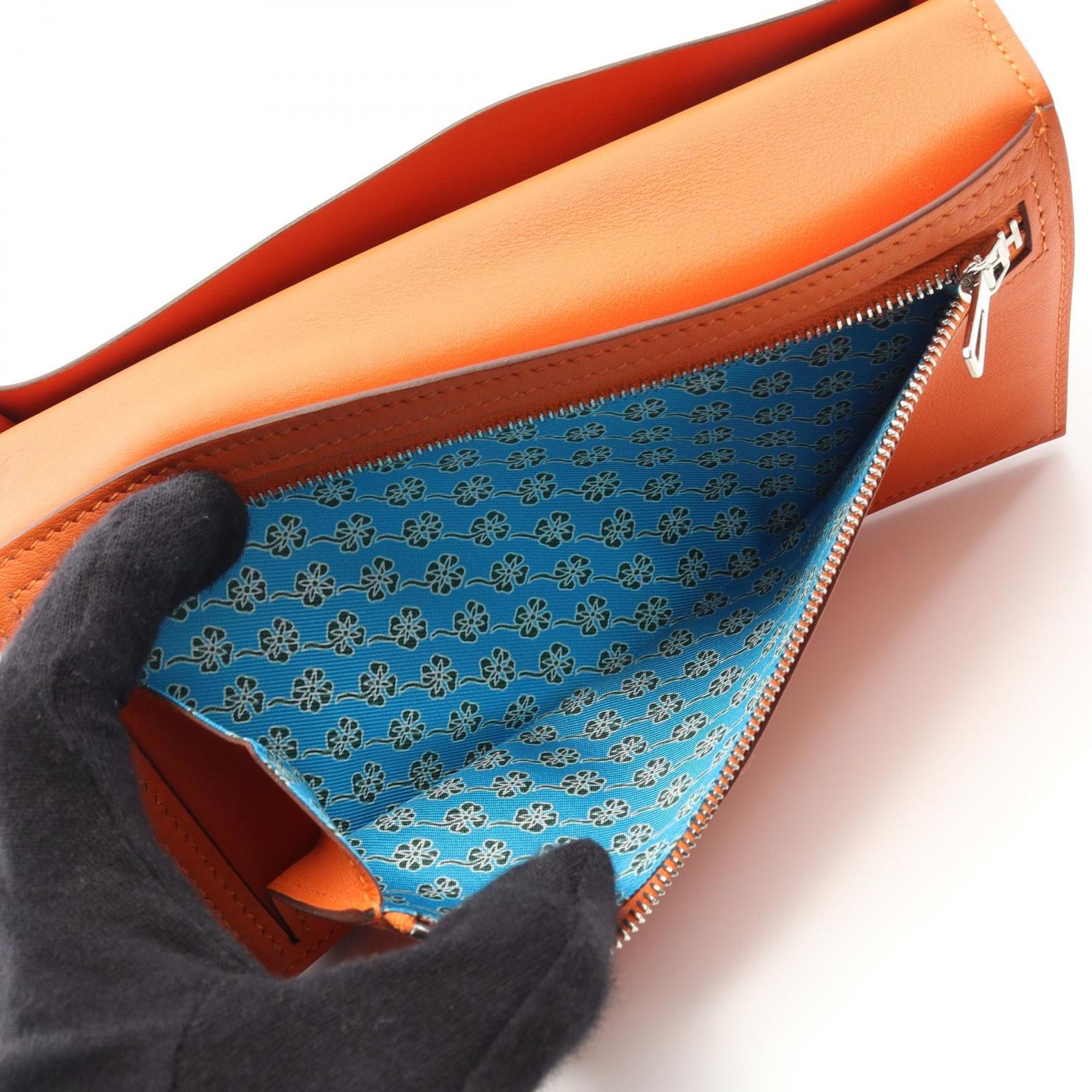 Hermès オレンジ レザー 長財布 エルメス(HERMES)エルメス ベアンスフレ 二つ折り長財布 財布