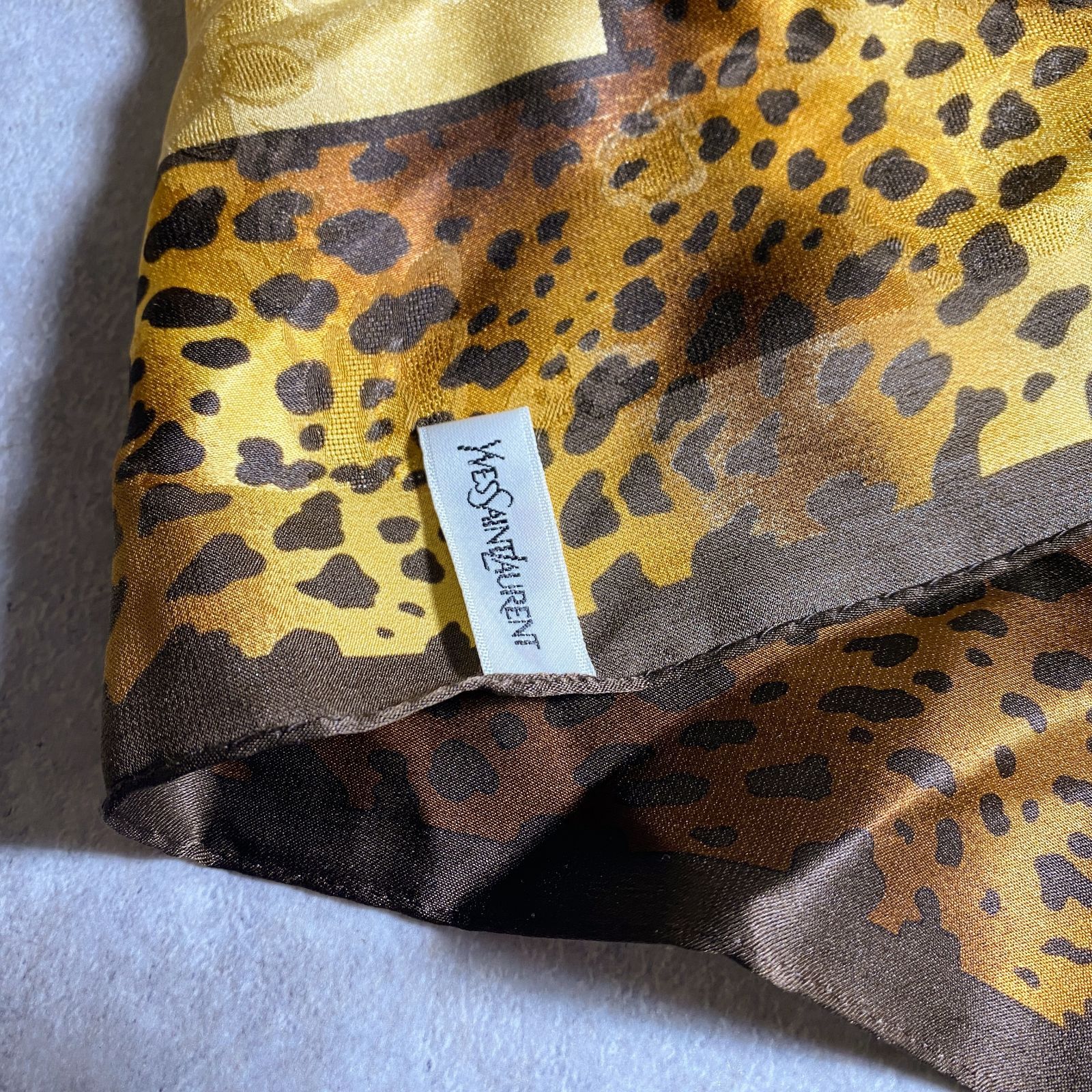 ☆イヴサンローラン Yves Saint Laurent/シルク100% スカーフ /大判
