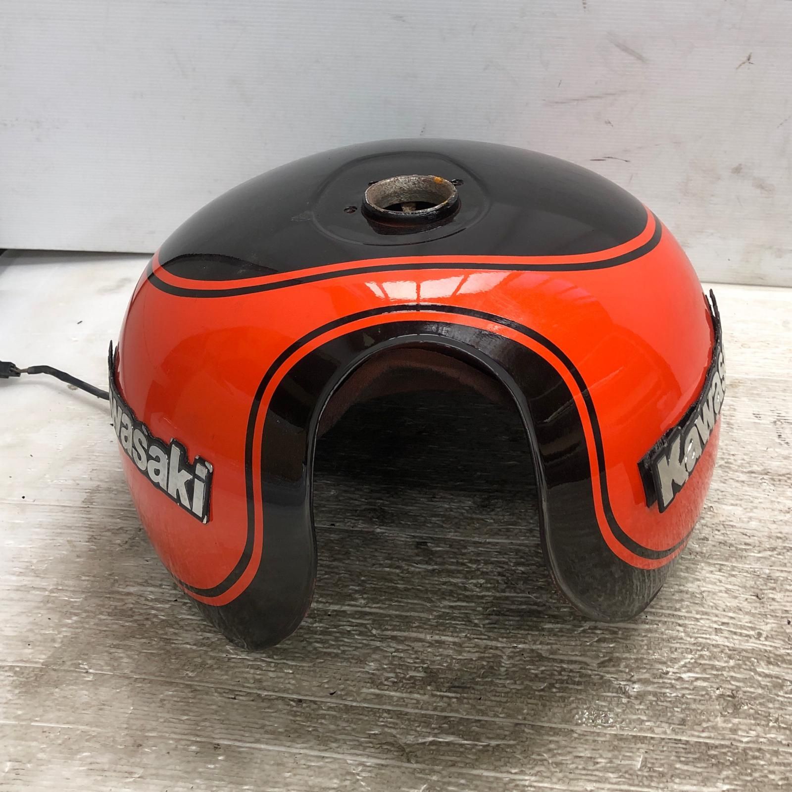 ZRT10A ガソリンタンク