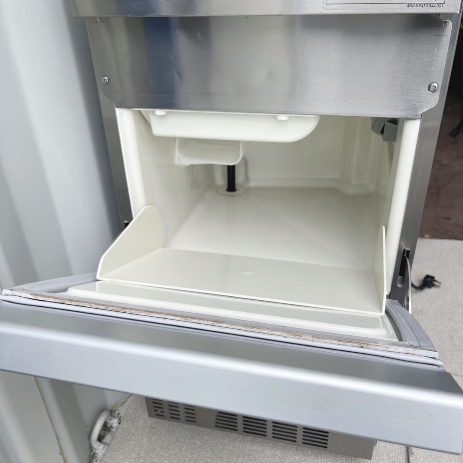 送料無料！パナソニック SIM-S2500 キューブアイス 業務用全自動製氷機