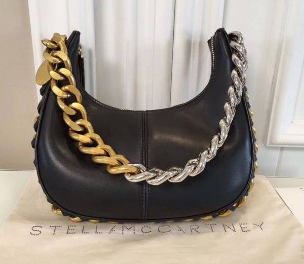定番人気！新品のステラマッカートニー ショルダーバッグアンダー  