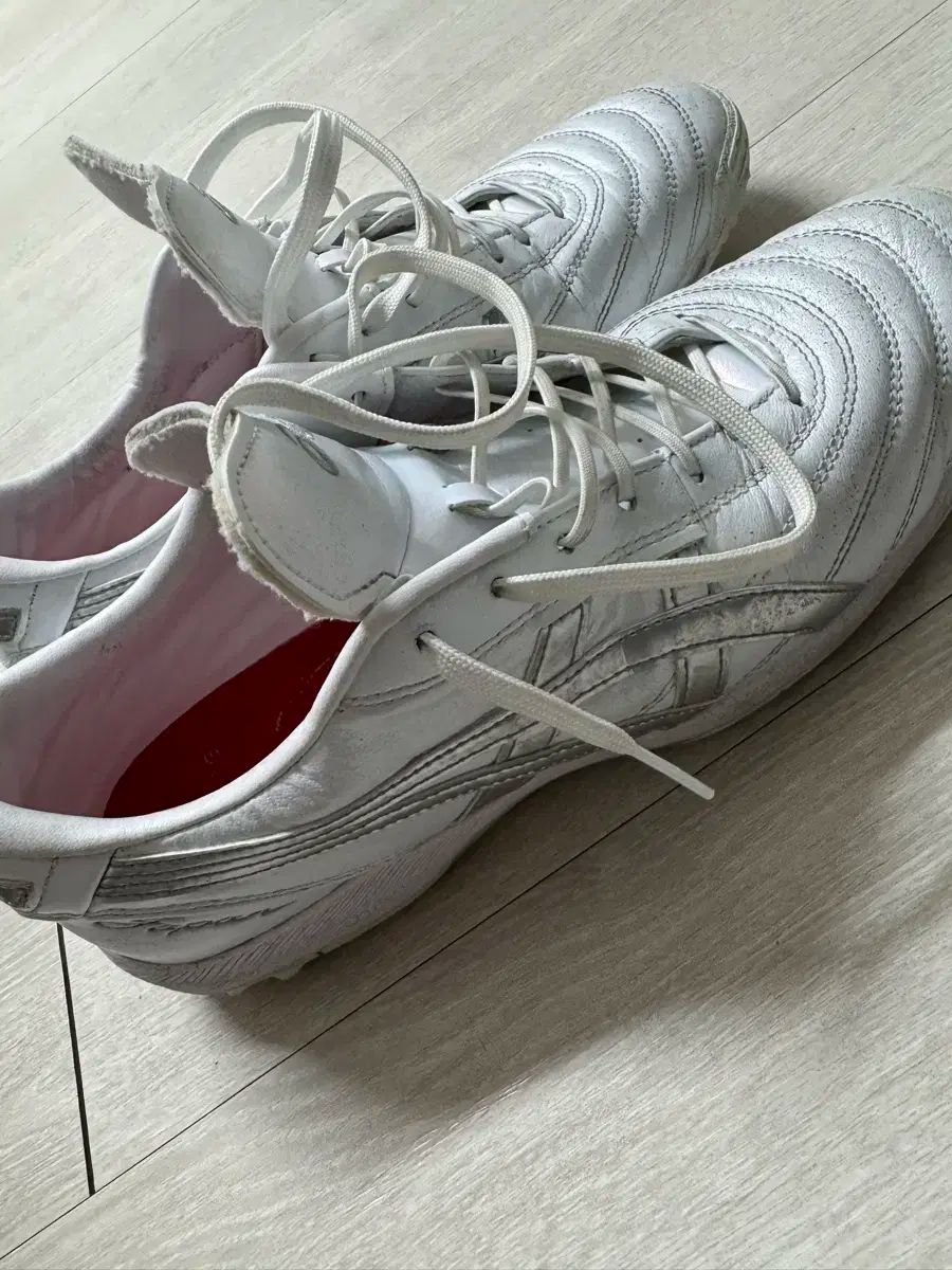 Asics アシックス サッカーシューズ