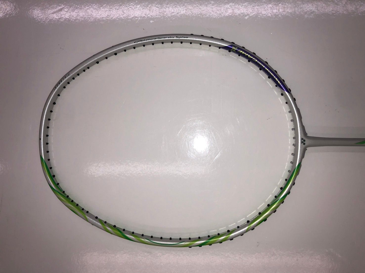 バドミントンラケット アストロクス