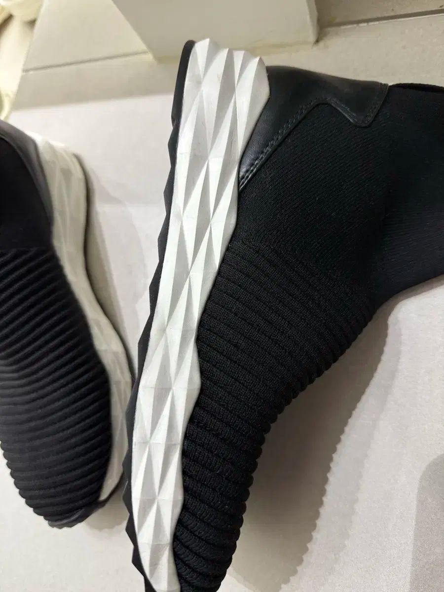 Ash アッシュ ニット アンクル ブーツ